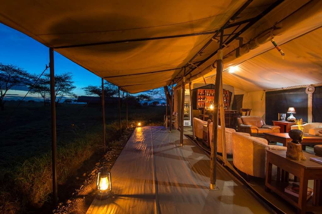 Karibu Camps And Lodges Sametu Camp Serengeti Robanda Restaurante foto
